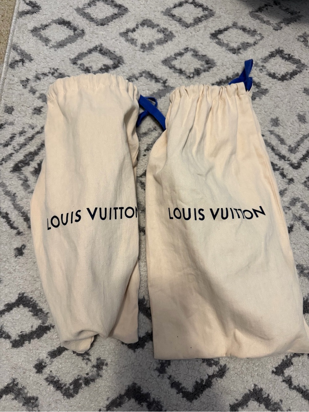 Lv logo  espadrille shoes - Picture 9 of 9
